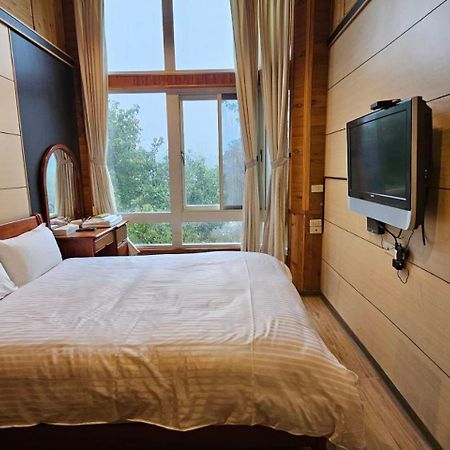 Апартаменти Dreamtown Женай Екстер'єр фото